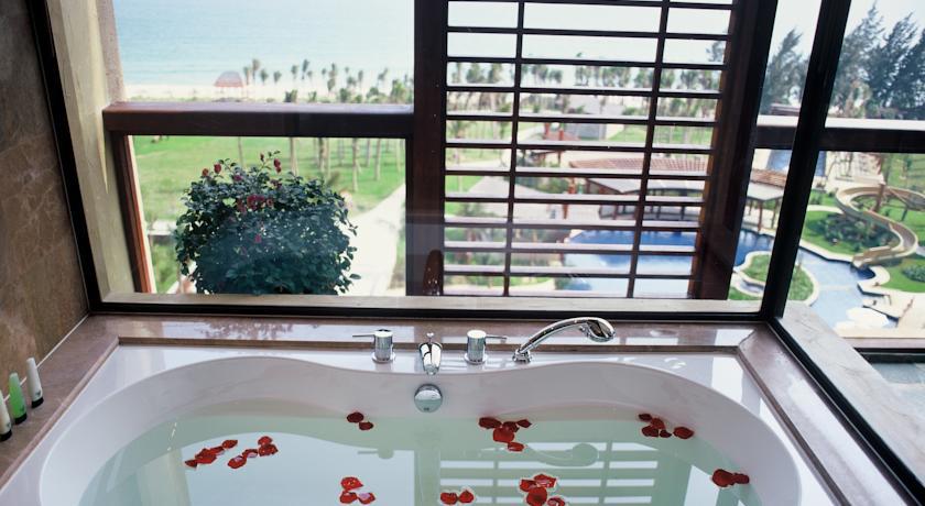 Resort Yalong Bay Mangrove Tree 5*